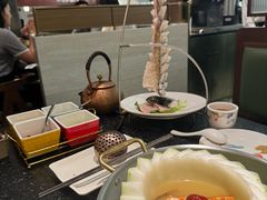 -得意咚瓜·顺德鱼生·冬瓜火锅(深圳首店)