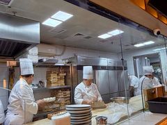 -伊喜饺子·烤鸭(五道口学院路店)
