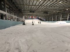 -乔波室内滑雪场