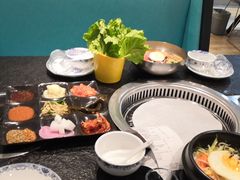 -烤路里·韩国品质自助烤肉(石路天虹4号店)