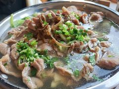 跷脚牛肉-肖四女·江湖菜(临港店)