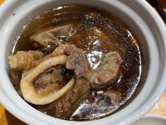 新鲜目鱼筒骨炖汤-学军盛记炖品(世欧王庄店)