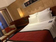 -三亚湾海居铂尔曼度假酒店