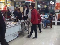 -老码头黑皮肘子锅包肉熏酱水饺(文政街店)