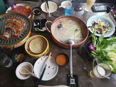 -三人行骨头王火锅(长寿店)
