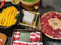 -宽板凳老灶火锅(台湾街店)