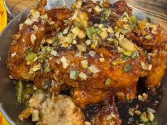 -BHC炸鸡(明洞总店)