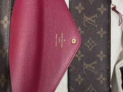 -小飞侠奢侈品回收 寄卖 养护(宝山宝龙广场店)