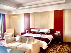 -兴芮温泉度假区