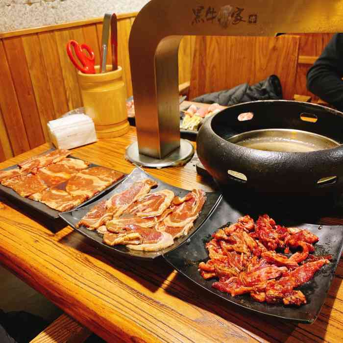 黑牛家(龙之梦大都汇店)-"周末带孩子在大都汇玩,小朋友中午要吃烤肉