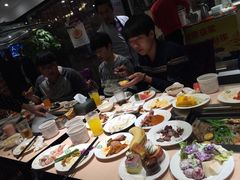 -比尔斯健康烤肉自助餐厅