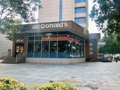 -麦当劳(南京路2店)