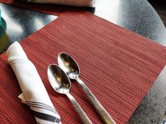 餐具摆设-WOLFGANG PUCK KITCHEN & BAR(迪士尼小镇店)