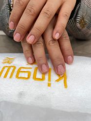 -进巍美甲美睫店