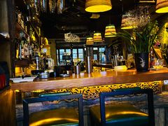 -城墙外BAR