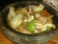 石锅韩风汁海鲜大烩-绿茵阁(体育西分店)