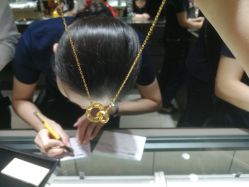 -周大福CHOW TAI FOOK(东门茂业店)