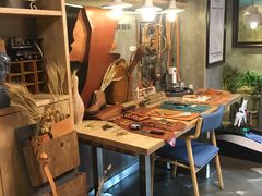 -HIGH FIVE哈福手工汉堡(桂林路店)