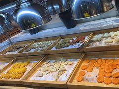 -金滏山烤肉·海鲜·火锅自助餐厅(襄阳万达店)