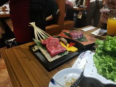 家族拼盘-炼火烤肉店