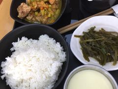 -三千粉牛肉米粉(来客茂店)