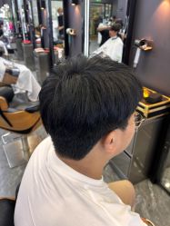 -藤野造型烫染·漂发