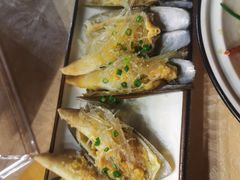 蒜蓉粉丝蒸蛏子-琼大师东方烤乳猪(亚特兰蒂斯店)