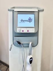 -医颜医疗美容门诊部