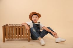 -小鬼当佳儿童摄影(河北保定店)