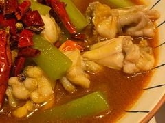 馋嘴牛蛙-龙门阵茶屋川菜馆(武康路店)