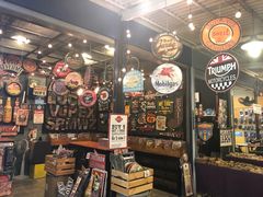 -席娜卡琳火车铁道夜市