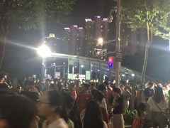 -登良(地铁站)