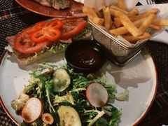 -小世界西餐厅(建国门店)