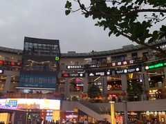 -浦江城市生活广场(江月路店)