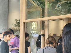 -喜茶(上海打浦桥日月光gelato lab+店)