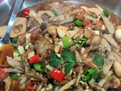 -龙巢盱眙龙虾·牛蛙·烧烤宵夜(八卦岭店)