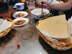 -富正毅三下锅·湘西韵味(天门山索道店)