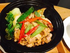 滑鸡煲仔饭-Hǎo Noodle & Tea