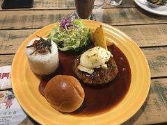 汉堡牛排-Cafe Alice咖啡爱丽丝(奥城店)