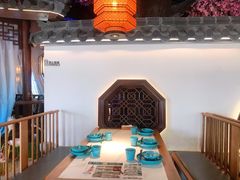 -荷塘秋月·本帮江浙菜(国权路店)