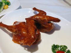 烤乳鸽-利苑酒家(华熙国际店)