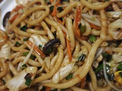 -鼎夫人·小酒文化餐厅(淡水桥店)