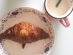 焦糖牛角酥-PAPER STONE BAKERY(天汇广场店)
