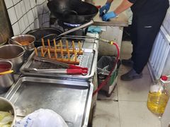 -小红车炸蛋葱油饼