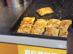-官亭路小吃一条巷