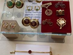 -LADY FAFA(巨鹿路陕西南路路口店)