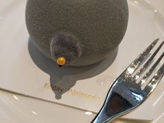 -Fridi Patisserie Cafe