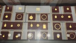 -周大福CHOW TAI FOOK(南翔老街店)