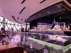 -东方明珠·空中旋转餐厅