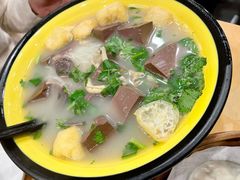 老鸭粉丝汤-龙咆汤包·手工现包小笼(拱北口岸店)